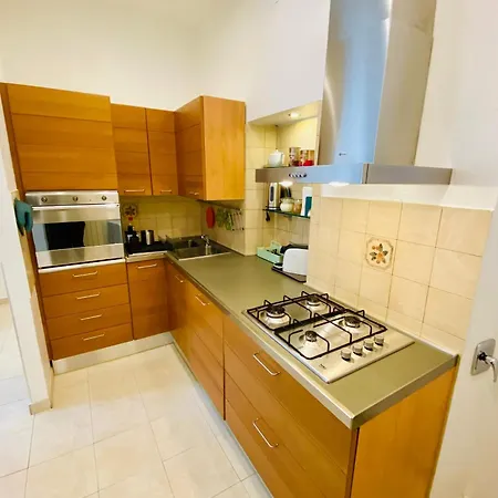 Cinque Terre Casa Gina * لا سبيتسْيا